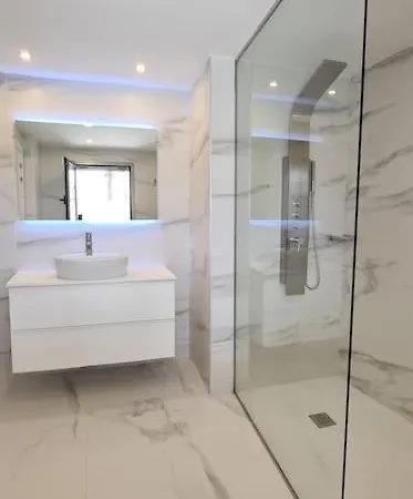 Villa Luxury Modern Villa Lila Heated Pool