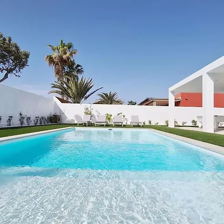 Luxury Modern Villa Lila Heated Pool