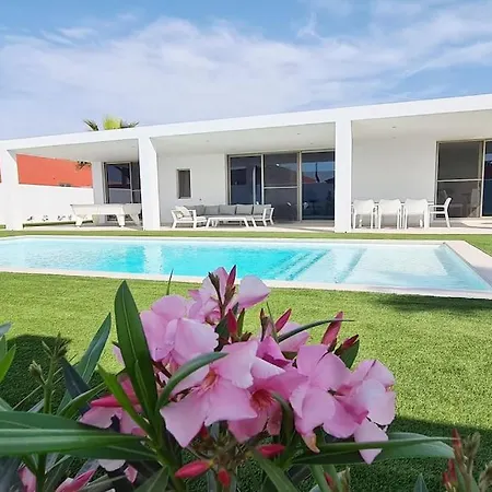 Luxury Modern Villa Lila Heated Pool *