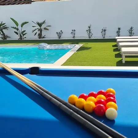 Luxury Modern Villa Lila Heated Pool